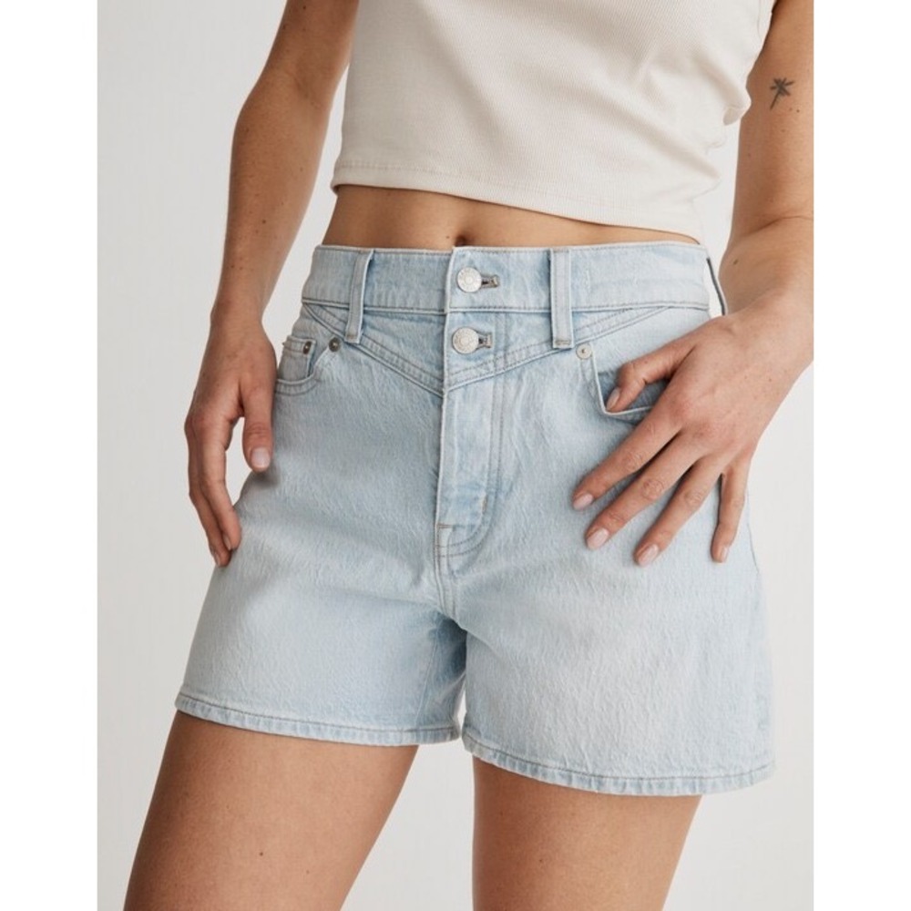 Madewell The Mom Jean Shorts High Rise Western Yoke Size 16W Light Wash